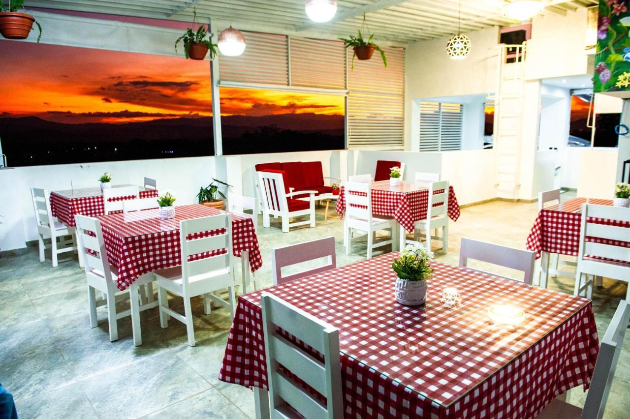 Hotel Boutique Papagayo Tarapoto Exteriör bild